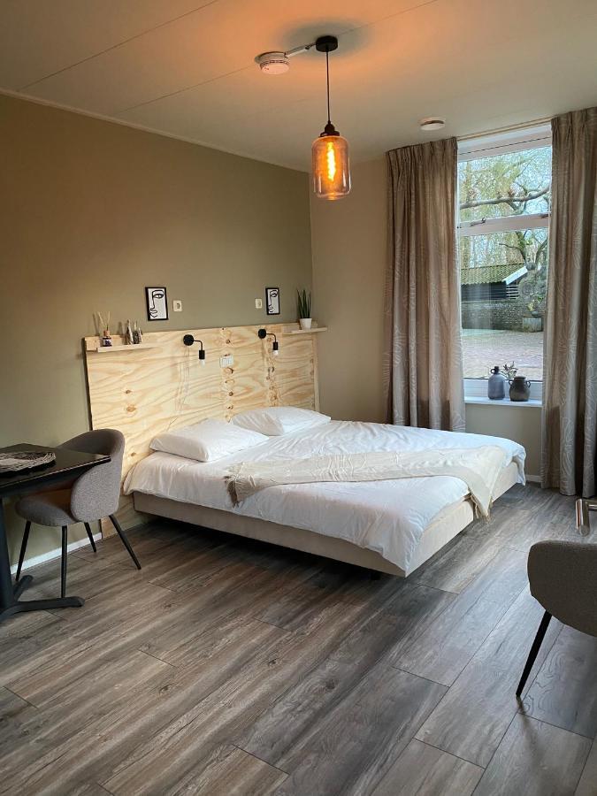Bed And Breakfast Stinzenflora Cornjum ภายนอก รูปภาพ