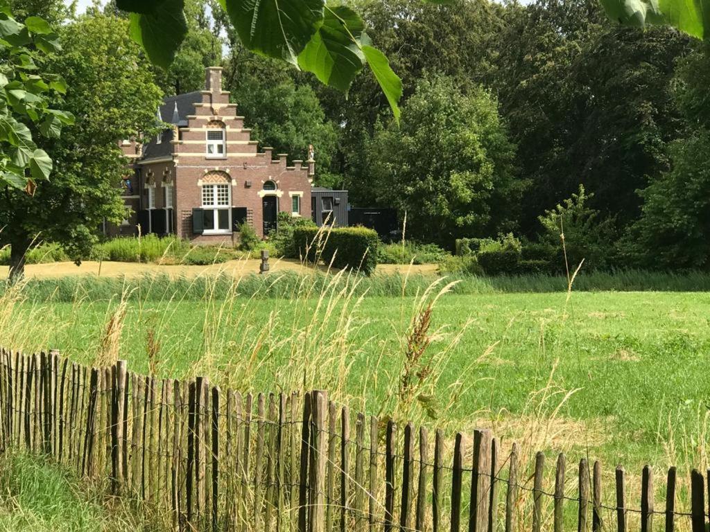 Bed And Breakfast Stinzenflora Cornjum ภายนอก รูปภาพ